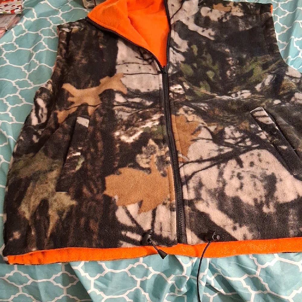 Kids' Camo Fleece Vest with Orange Lining